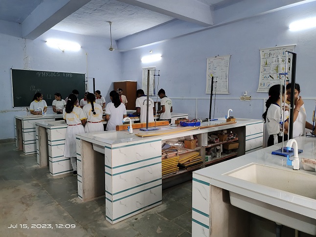 veena school karauli