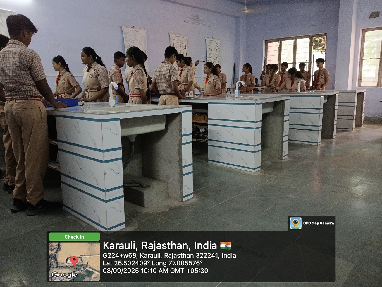 Veena School Karauli